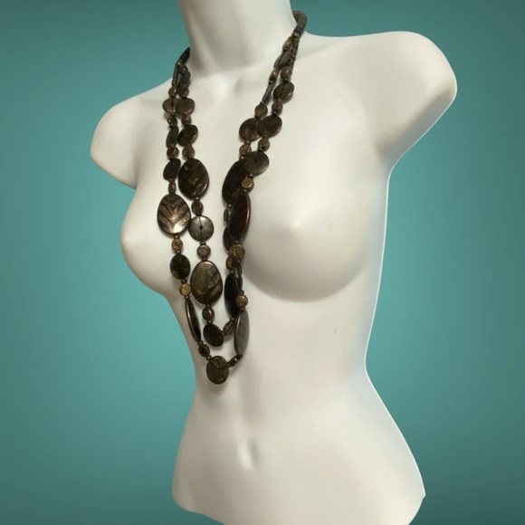 Boho Tribal Multi-Layered Chunky Beads Ethnic Inspired Necklace - Picture 5 of 6